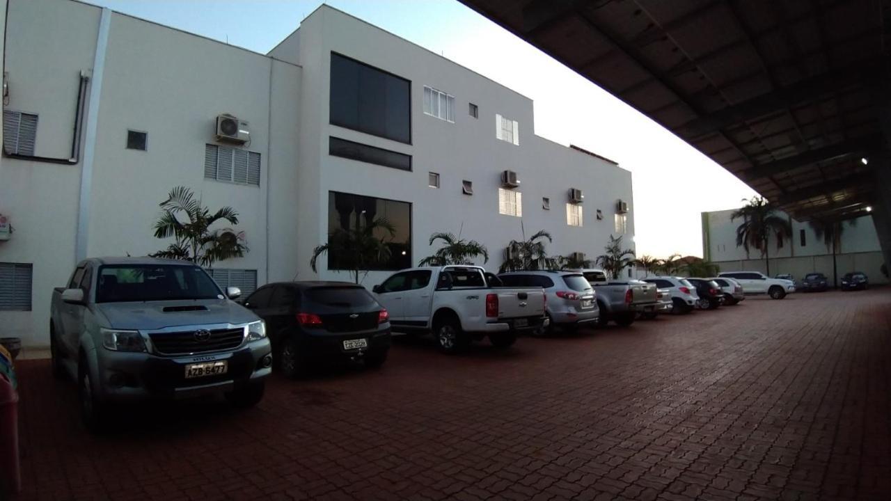 Hotel Talisma Rondonópolis Buitenkant foto