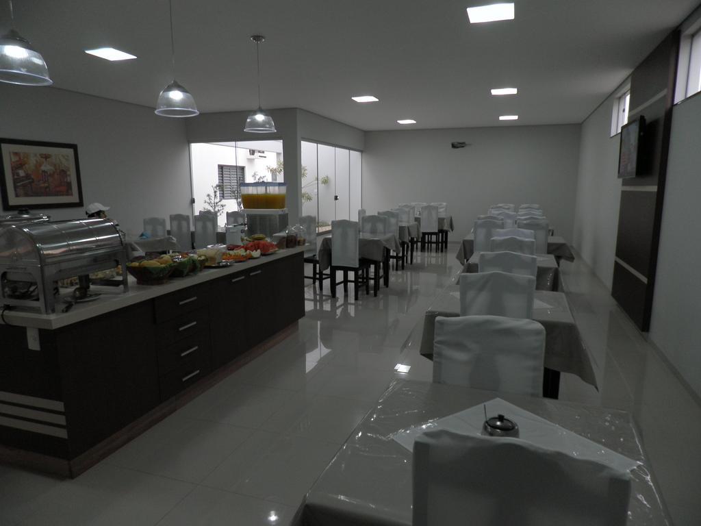Hotel Talisma Rondonópolis Buitenkant foto